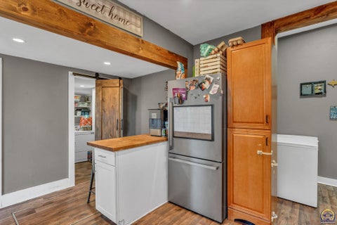 Tiny photo for 3301 SW 7th St, Topeka, KS 66606 (MLS # 246947)