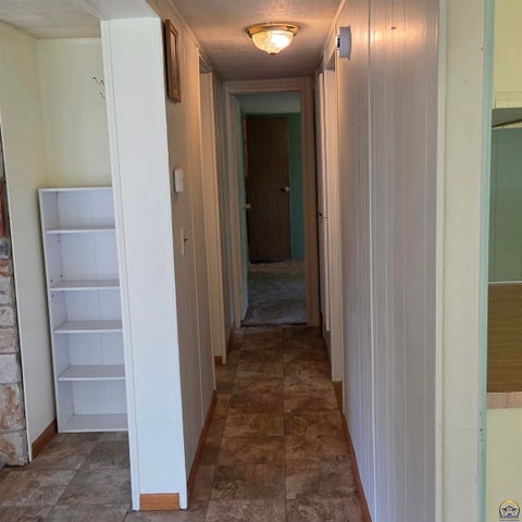 Tiny photo for 118 SE Willow Way, Topeka, KS 66609 (MLS # 246285)