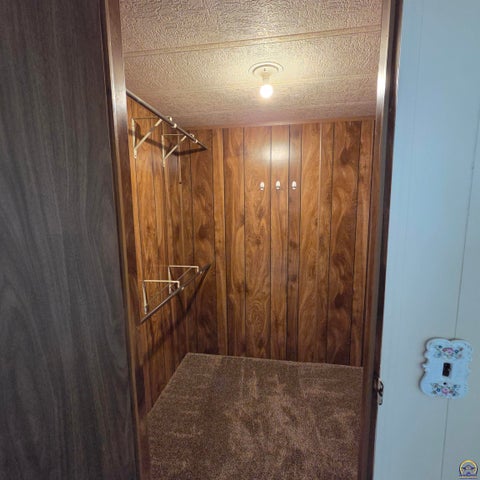 Tiny photo for 118 SE Willow Way, Topeka, KS 66609 (MLS # 246285)