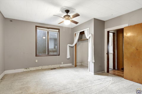 Tiny photo for 303 Market St, Osage City, KS 66523 (MLS # 245234)