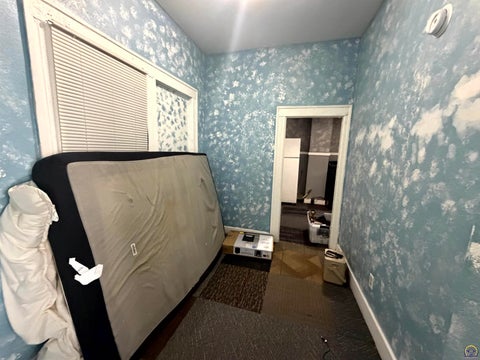 Tiny photo for 1050 SW 12th St #1198 SW Clay St, Topeka, KS 66604 (MLS # 247136)