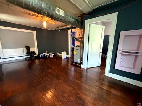 Tiny photo for 1050 SW 12th St #1198 SW Clay St, Topeka, KS 66604 (MLS # 247136)