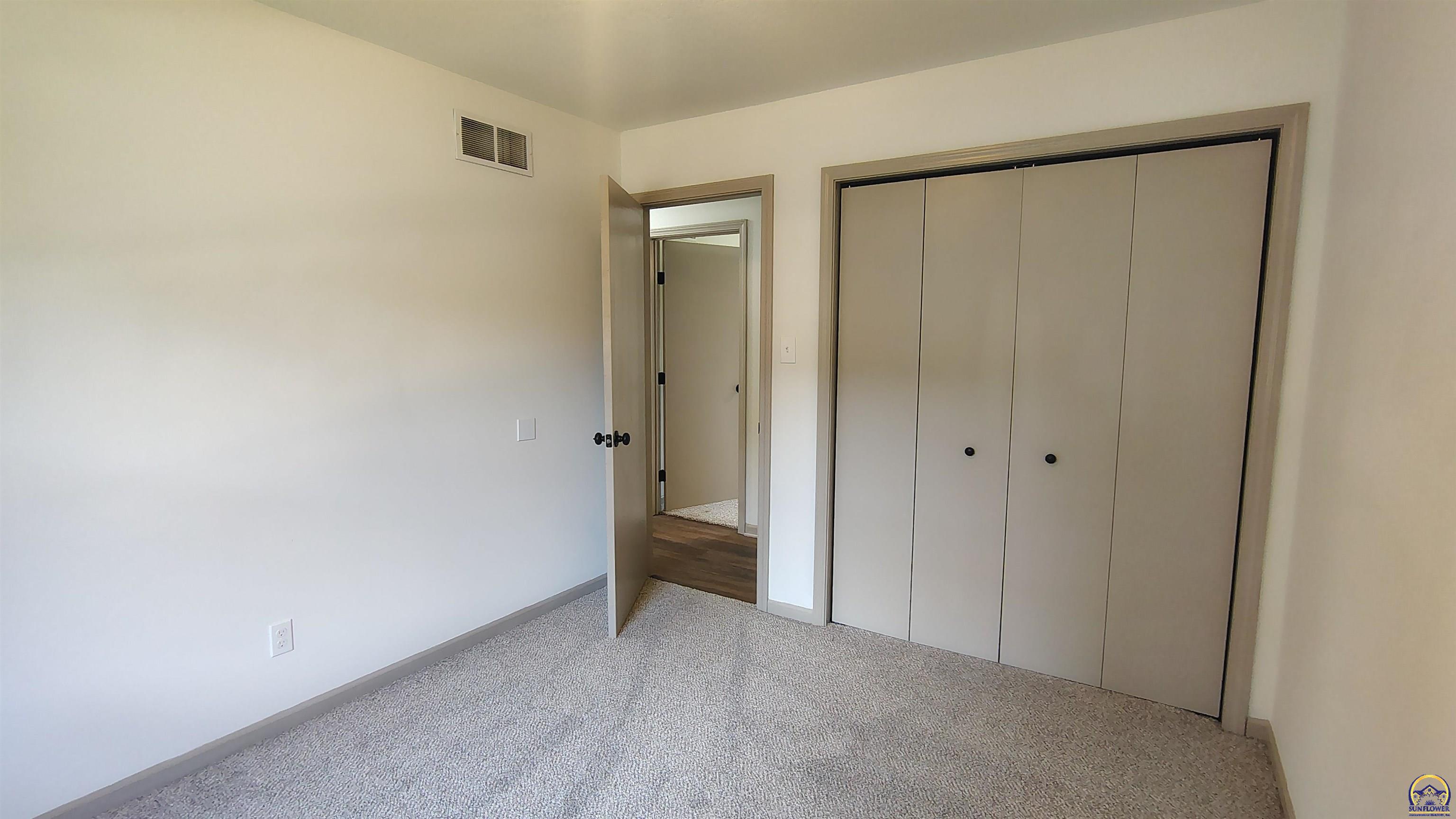 Auburn, Kansas 66402, United States, 3 Bedrooms Bedrooms, ,1 BathroomBathrooms,Residential,Pending,188281