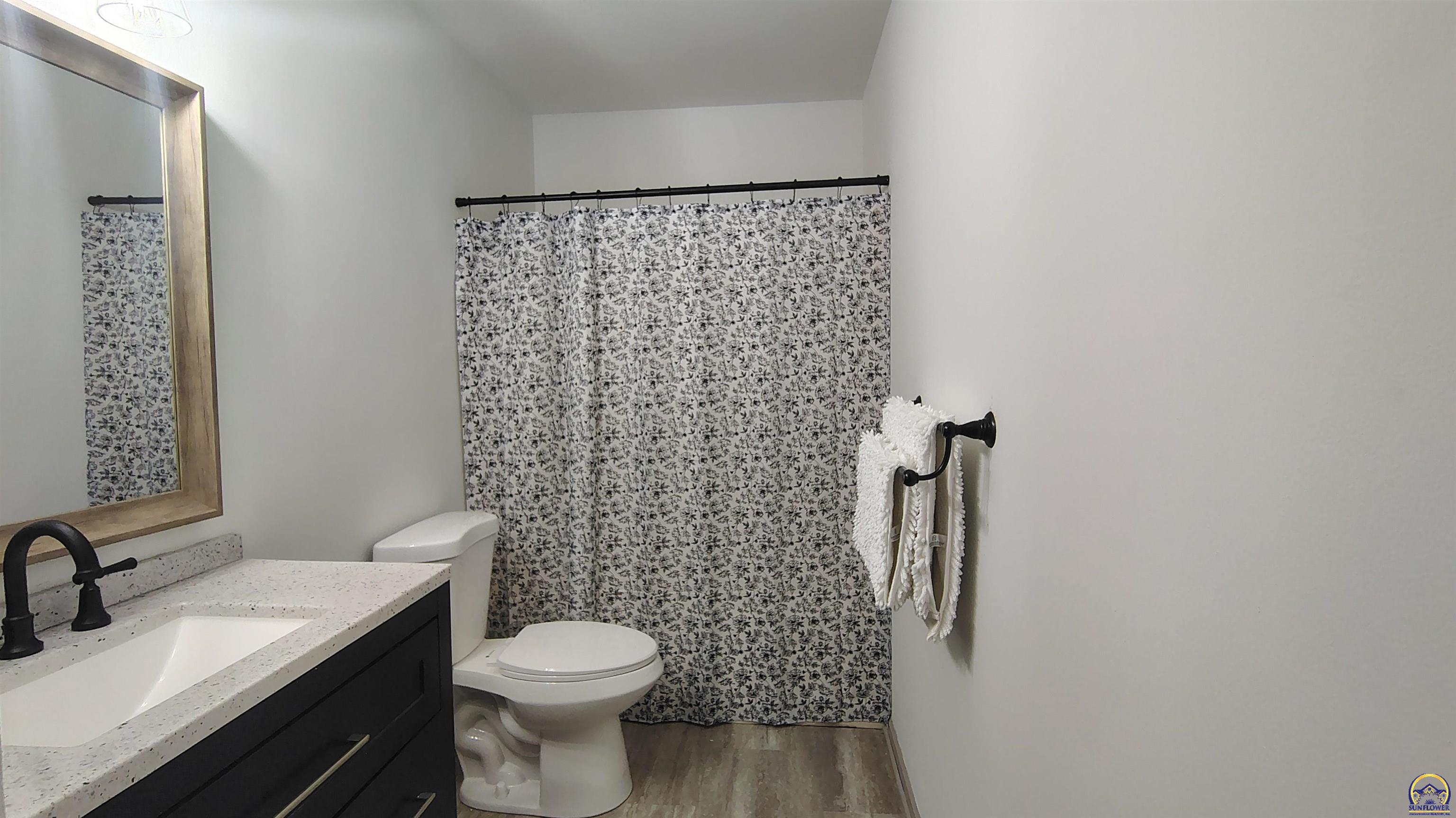 Auburn, Kansas 66402, United States, 3 Bedrooms Bedrooms, ,1 BathroomBathrooms,Residential,Pending,188281