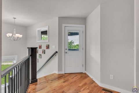 Tiny photo for 58705872 SW Woodbridge Dr, Topeka, KS 66606 (MLS # 244697)