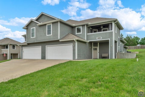 Tiny photo for 58705872 SW Woodbridge Dr, Topeka, KS 66606 (MLS # 244697)