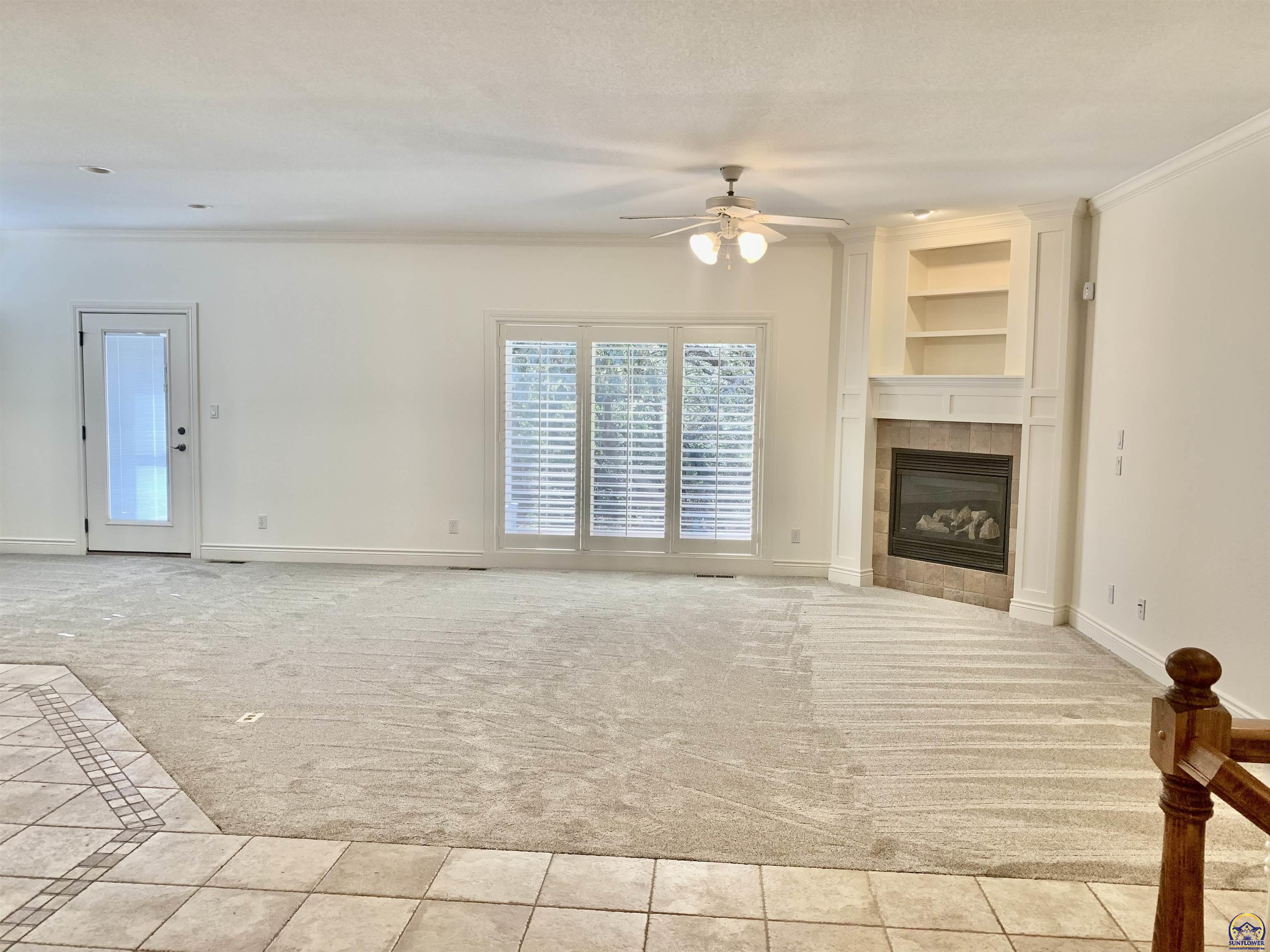 Topeka, Kansas 66614, United States, 3 Bedrooms Bedrooms, ,3 BathroomsBathrooms,Residential,Pending,70609