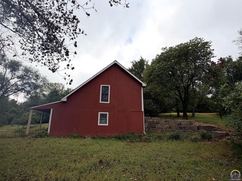 Tiny photo for 6121 NW Green Hills Rd, Topeka, KS 66618 (MLS # 246612)