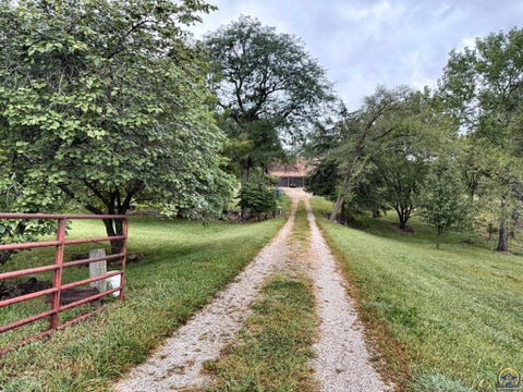 Tiny photo for 6121 NW Green Hills Rd, Topeka, KS 66618 (MLS # 246612)