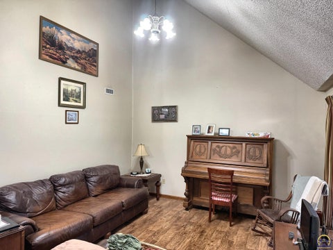Tiny photo for 6121 NW Green Hills Rd, Topeka, KS 66618 (MLS # 246612)