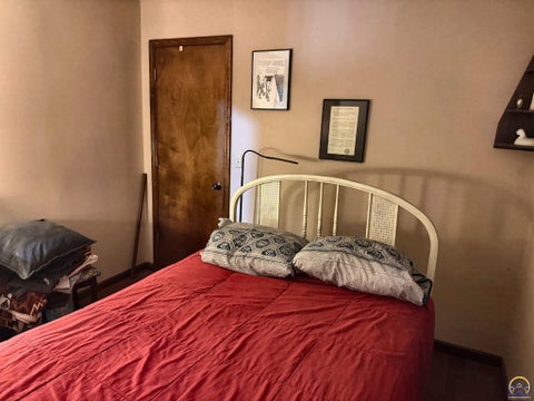 Tiny photo for 6121 NW Green Hills Rd, Topeka, KS 66618 (MLS # 246612)