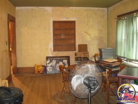 Tiny photo for 702 New York Ave, Holton, KS 66436 (MLS # 246178)