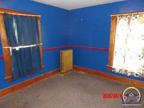 Tiny photo for 702 New York Ave, Holton, KS 66436 (MLS # 246178)