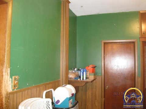 Tiny photo for 702 New York Ave, Holton, KS 66436 (MLS # 246178)