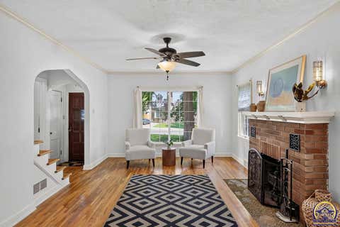 Tiny photo for 3115 SW 11th St, Topeka, KS 66604 (MLS # 245578)