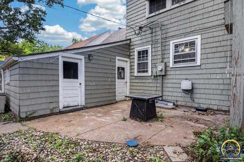 Tiny photo for 3115 SW 11th St, Topeka, KS 66604 (MLS # 245578)