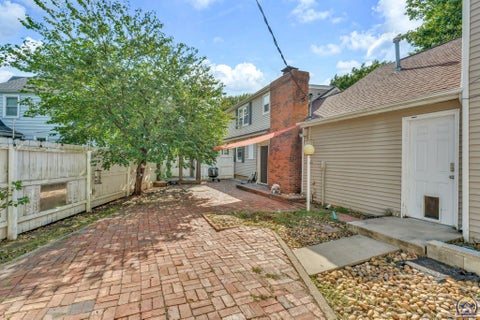 Tiny photo for 1278 SW Collins Ave, Topeka, KS 66604 (MLS # 245401)