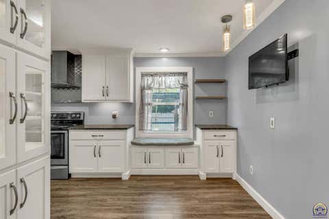 Tiny photo for 1278 SW Collins Ave, Topeka, KS 66604 (MLS # 245401)