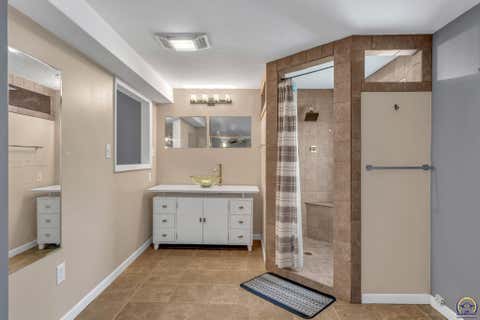 Tiny photo for 1278 SW Collins Ave, Topeka, KS 66604 (MLS # 245401)