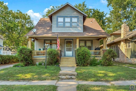 Photo of 1710 SW 1st St, Topeka, KS 66606 (MLS # 246540)