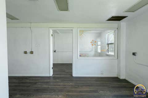 Tiny photo for 1435 SE Madison St, Topeka, KS 66607 (MLS # 244942)