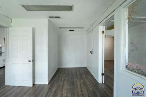 Tiny photo for 1435 SE Madison St, Topeka, KS 66607 (MLS # 244942)