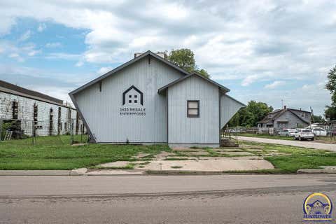 Photo of 1435 SE Madison St, Topeka, KS 66607 (MLS # 244942)