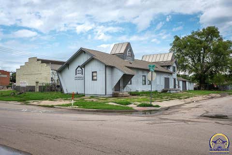 Tiny photo for 1435 SE Madison St, Topeka, KS 66607 (MLS # 244942)