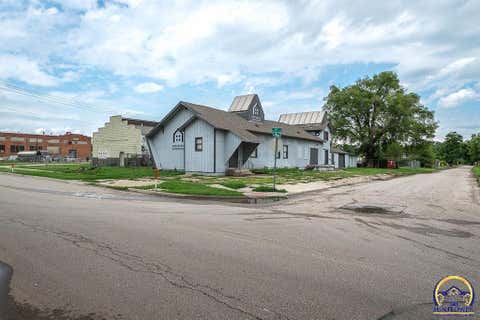 Tiny photo for 1435 SE Madison St, Topeka, KS 66607 (MLS # 244942)