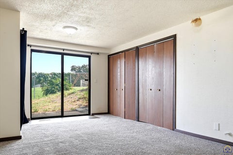 Tiny photo for 3014 SW Eveningside Dr, Topeka, KS 66614 (MLS # 246573)