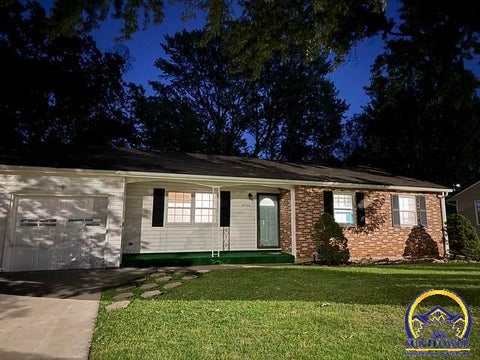 Tiny photo for 2524 SE Indiana Ave, Topeka, KS 66605 (MLS # 246730)