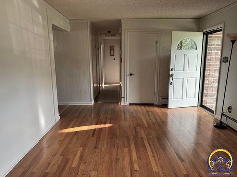 Tiny photo for 2524 SE Indiana Ave, Topeka, KS 66605 (MLS # 246730)