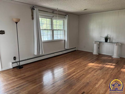 Tiny photo for 2524 SE Indiana Ave, Topeka, KS 66605 (MLS # 246730)