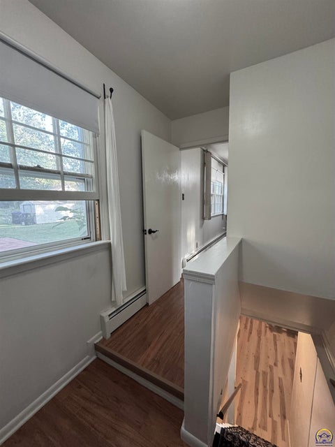Tiny photo for 2524 SE Indiana Ave, Topeka, KS 66605 (MLS # 246730)