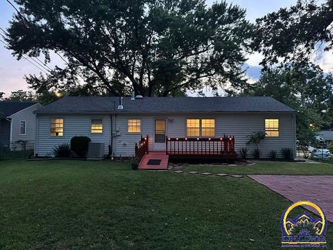 Tiny photo for 2524 SE Indiana Ave, Topeka, KS 66605 (MLS # 246730)
