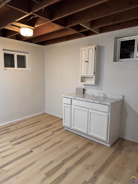 Tiny photo for 2524 SE Indiana Ave, Topeka, KS 66605 (MLS # 246730)