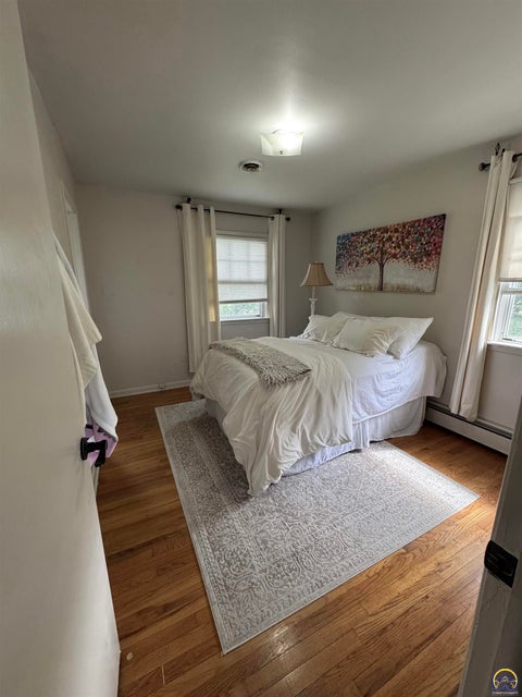 Tiny photo for 2524 SE Indiana Ave, Topeka, KS 66605 (MLS # 246730)