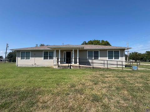 Tiny photo for 1310 Housatonic Street, Burlington, KS 66839 (MLS # 246336)