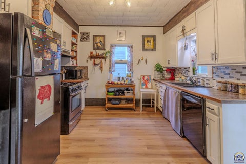 Tiny photo for 503 W Mission St, St. Marys, KS 66546 (MLS # 247103)