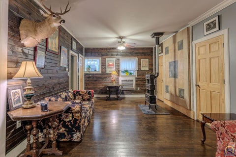 Tiny photo for 503 W Mission St, St. Marys, KS 66546 (MLS # 247103)
