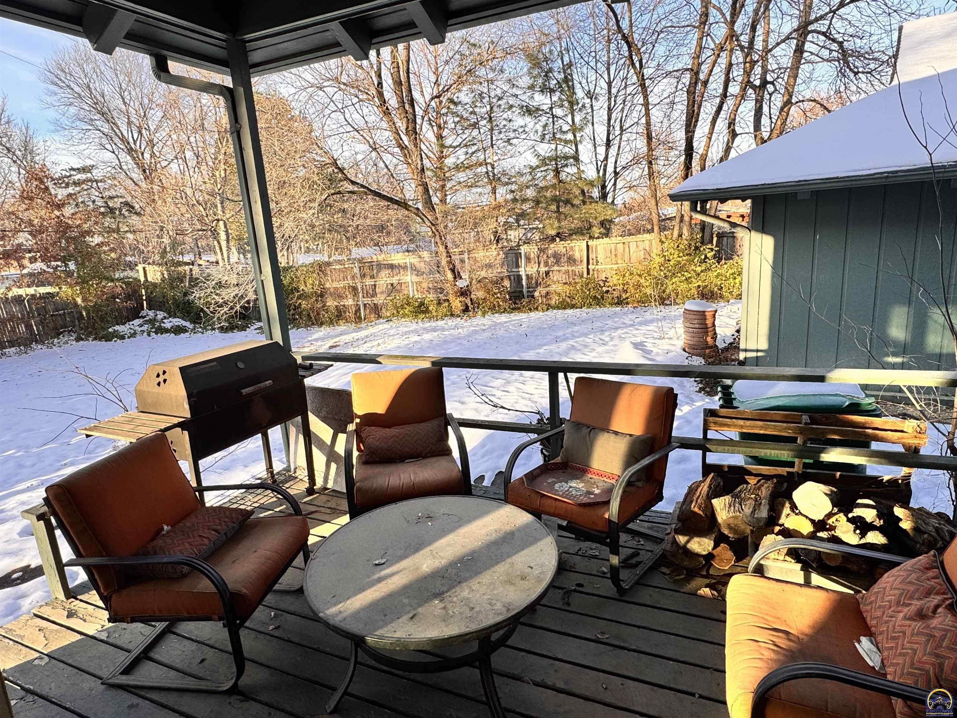 Topeka, Kansas 66611, United States, 5 Bedrooms Bedrooms, ,4 BathroomsBathrooms,Residential,Active,252420