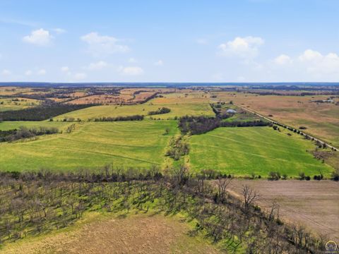 Tiny photo for 00000 E 333rd St, Melvern, KS 66510 (MLS # 243693)