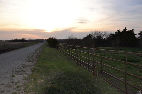 Tiny photo for 00000 E 333rd St, Melvern, KS 66510 (MLS # 243693)