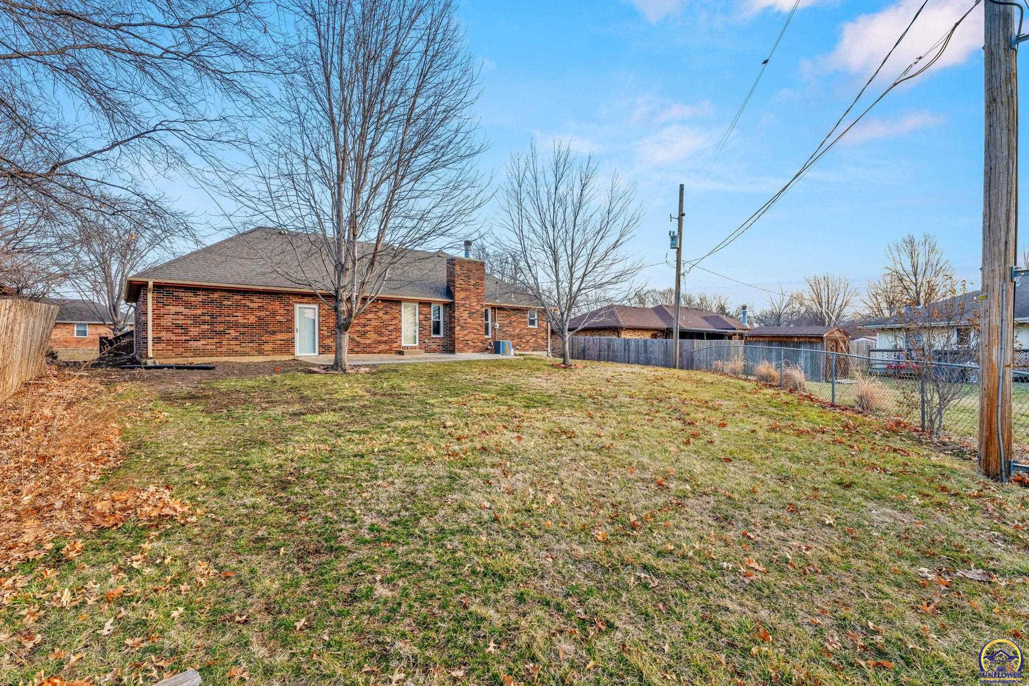 Topeka, Kansas 66610, United States, 3 Bedrooms Bedrooms, ,3 BathroomsBathrooms,Residential,Active,84879