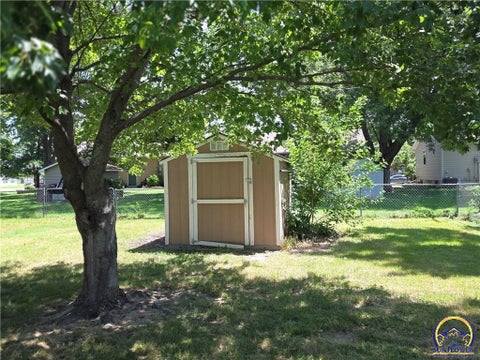 Tiny photo for 1601 S Maple St, Ottawa, KS 66067 (MLS # 245662)