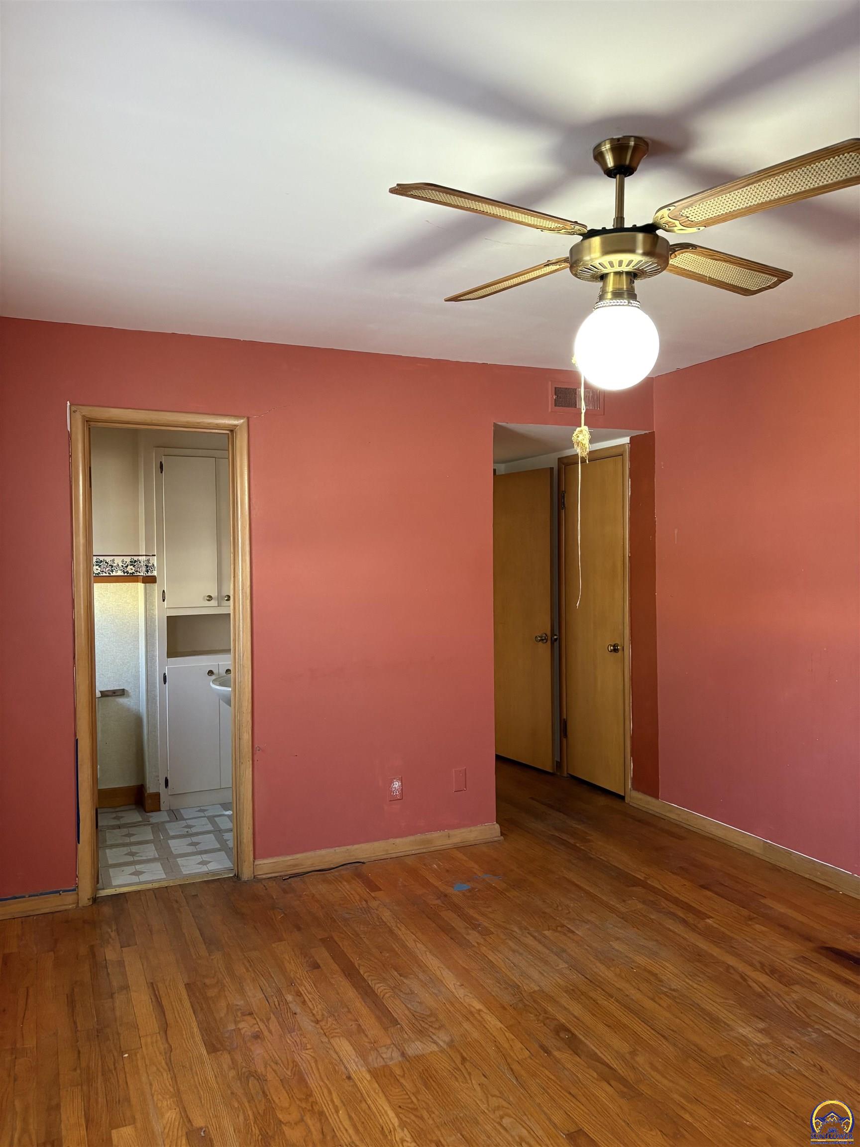 Topeka, Kansas 66604, United States, 2 Bedrooms Bedrooms, ,2 BathroomsBathrooms,Residential,Pending,9791