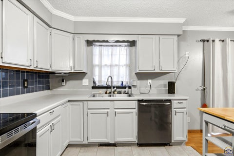 Tiny photo for 1412 SW 72nd Pl, Topeka, KS 66619 (MLS # 247093)