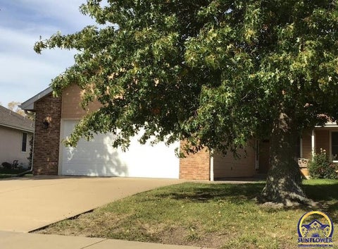 Tiny photo for 1800 SE 44th Ter, Topeka, KS 66609 (MLS # 245653)