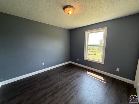 Tiny photo for 6118 SW 4th St, Topeka, KS 66615 (MLS # 245748)