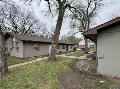 Tiny photo for 12091211 Yuma St, Manhattan, KS 66502 (MLS # 243772)